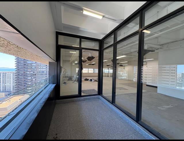 1,912M² OFFICE TO LET IN CAPE TOWN CITY CENTRE